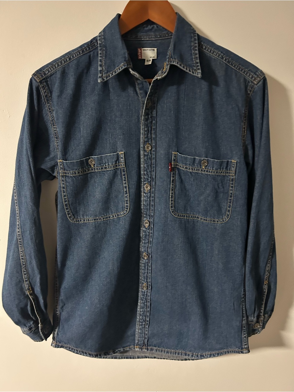 Vintage Levi’s Denim Work Shirt Long Sleeve Double Pocket Blue Men's Small / SP